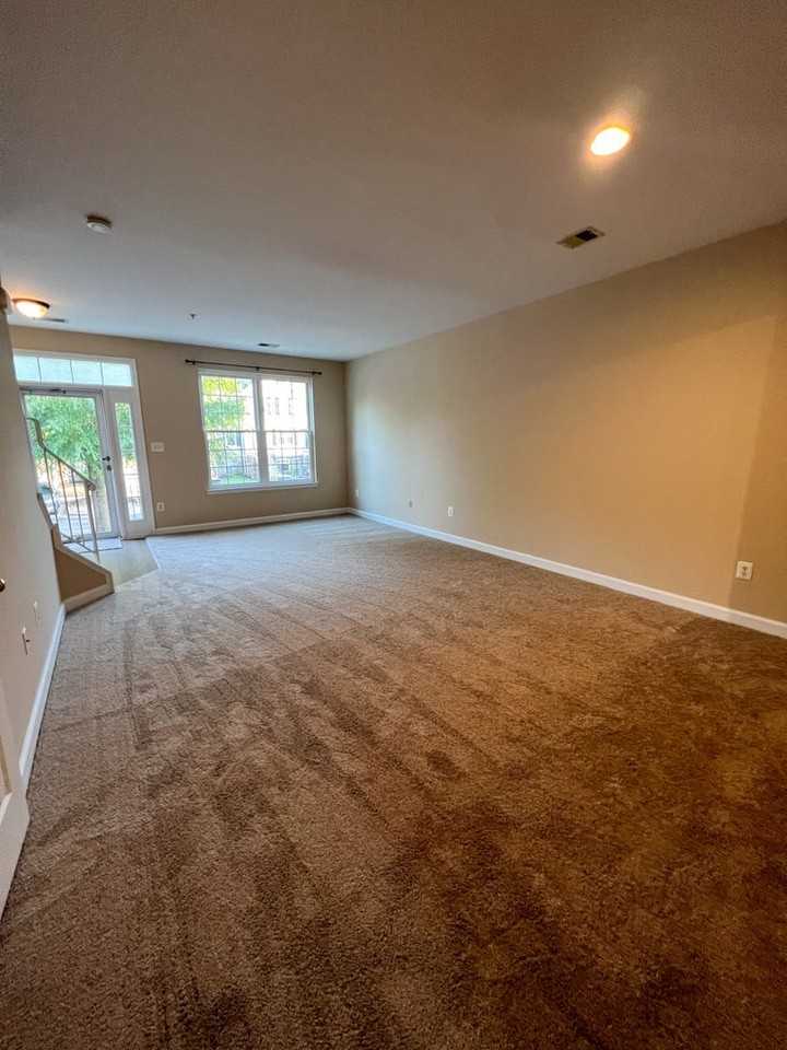 8646 Willow Leaf Ln - Photo 5 of 30