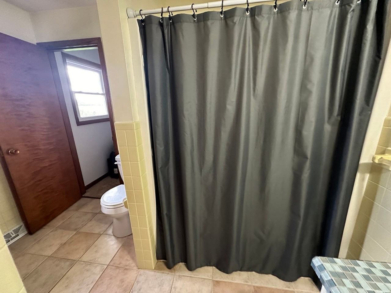 8431 Oliver Rd - Photo 5 of 21