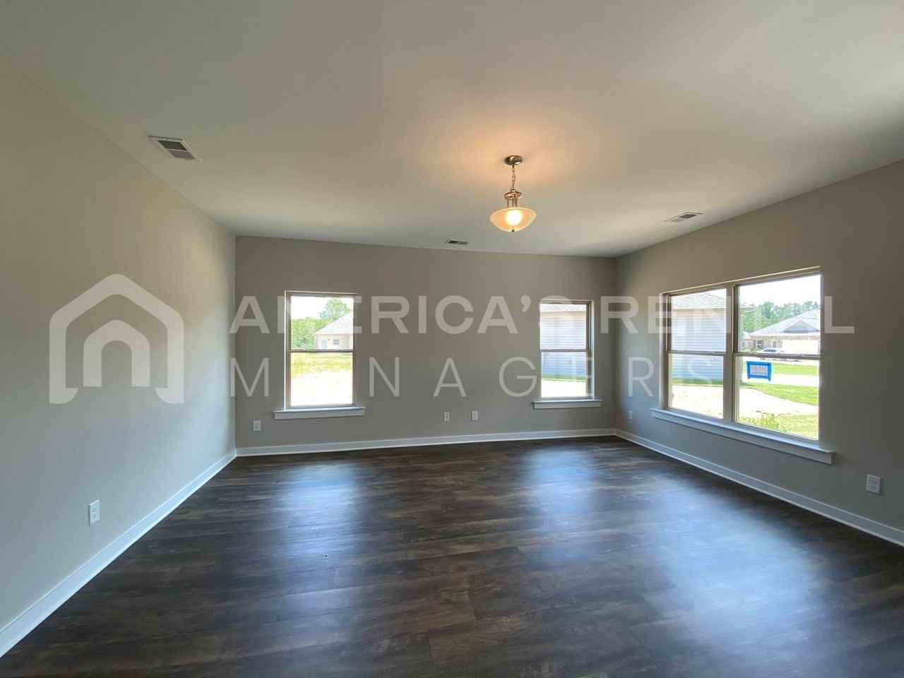 68 Water Oak Dr - Photo 5 of 19