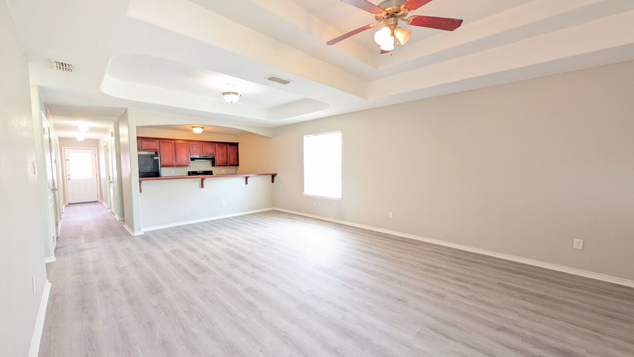 3601 N Arroyo Park Ln - Photo 3 of 41