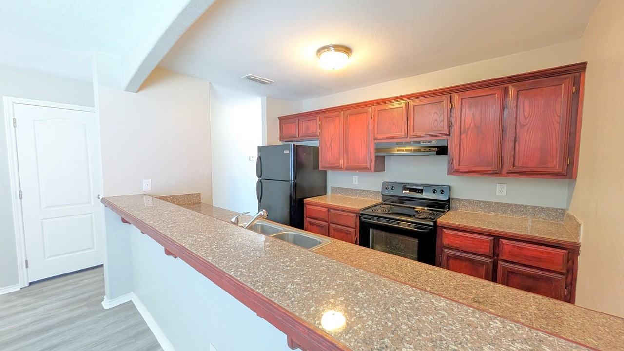 3601 N Arroyo Park Ln - Photo 7 of 41