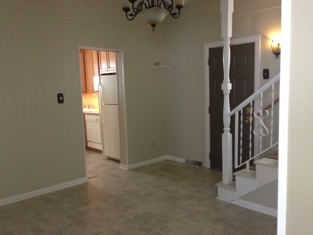 415 Barnett Ave - Photo 5 of 19