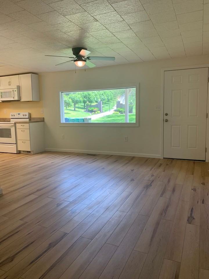 1912 Rogers Rd - Photo 2 of 21