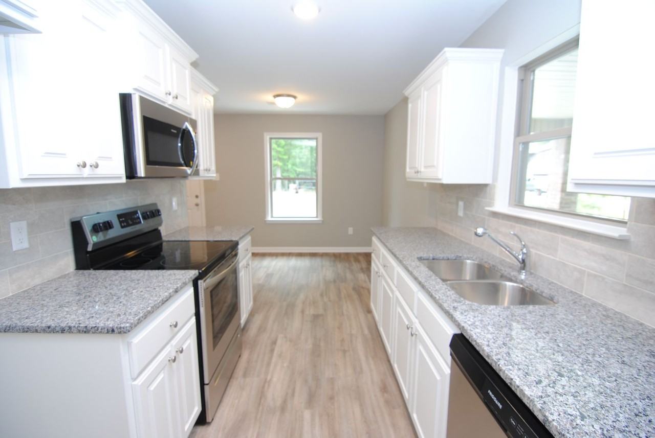 110 Gum Dr - Photo 4 of 12