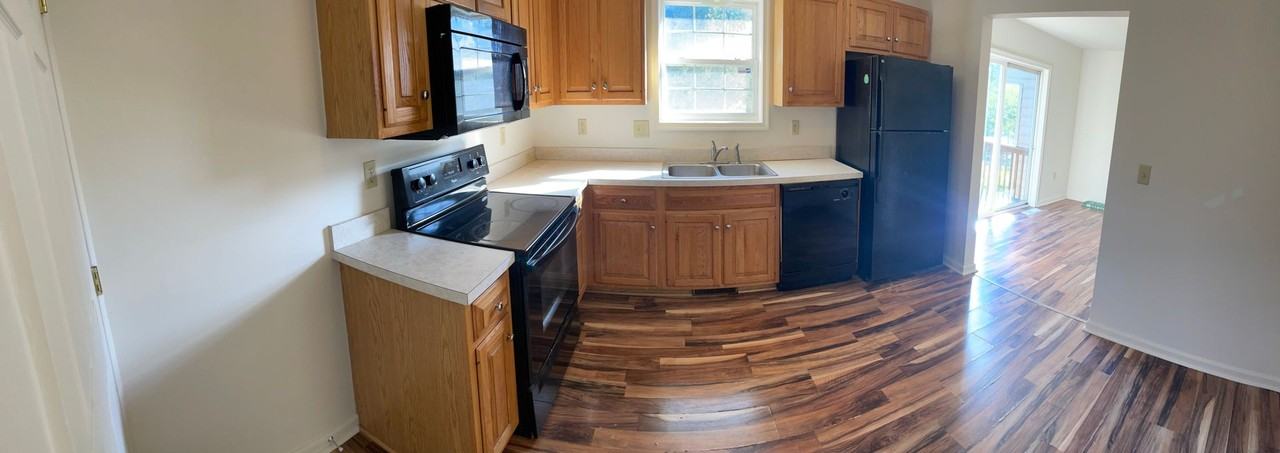 9 Park Ln - Photo 3 of 20