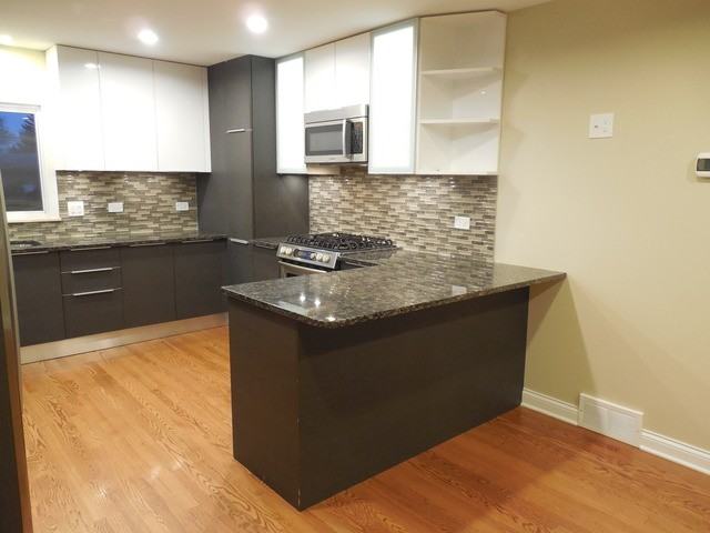 1430 Hackberry Rd - Photo 3 of 18