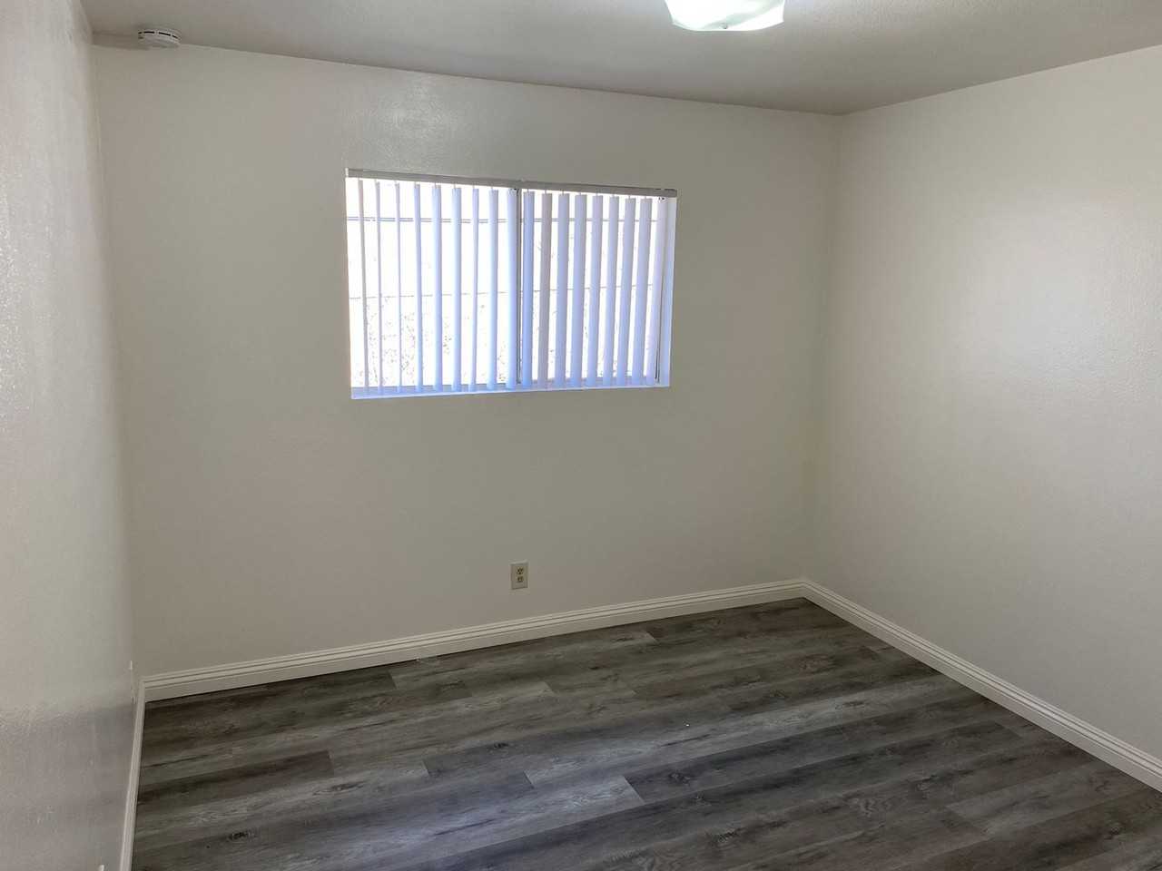 Adelfa St -33056-33070 - Photo 2 of 7