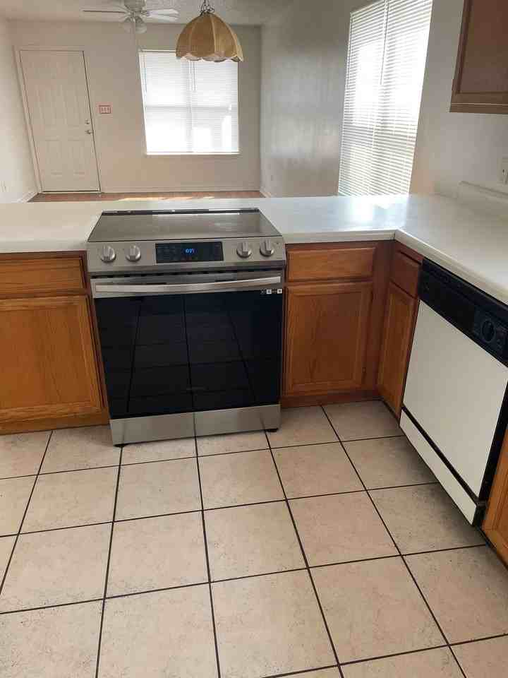 563 Florosa Ct - Photo 4 of 22