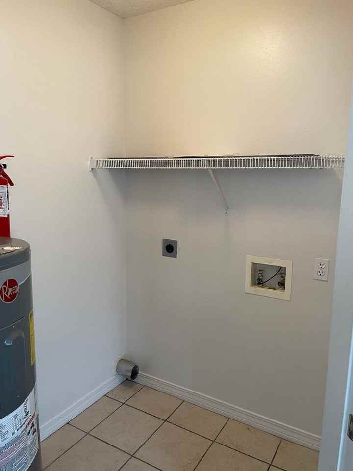 563 Florosa Ct - Photo 5 of 22