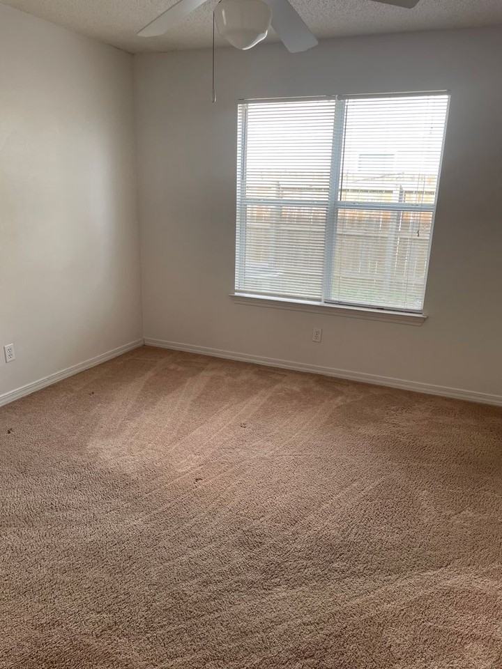 563 Florosa Ct - Photo 7 of 22