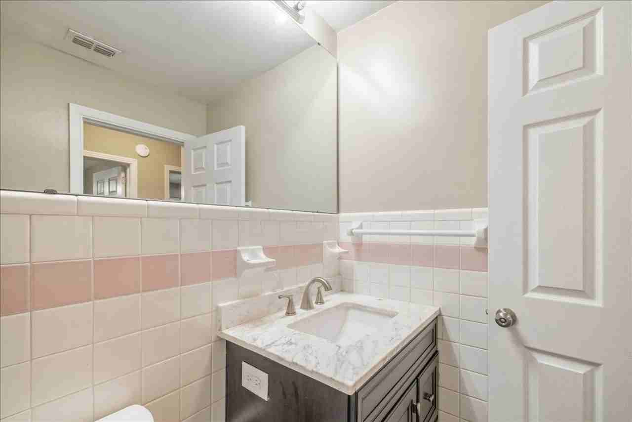 207 Iris Cir - Photo 6 of 45