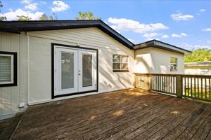 featured image of 1916 Blackburn Ave