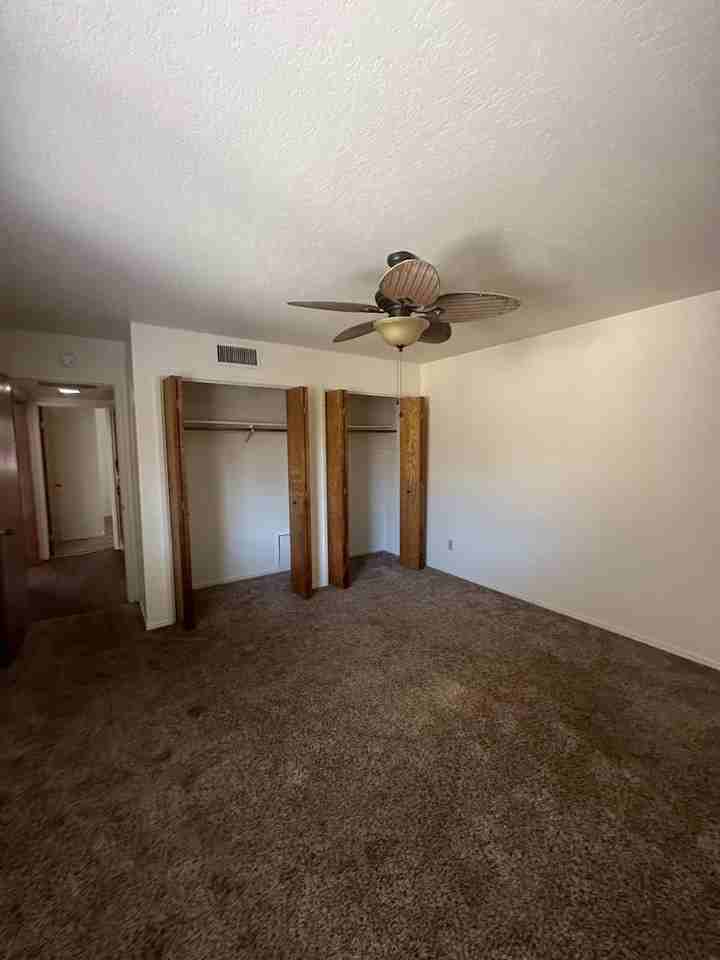 4703 W Cypress Ave - Photo 7 of 11