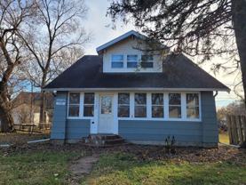 3106 Lincoln Way - Photo 1 of 1