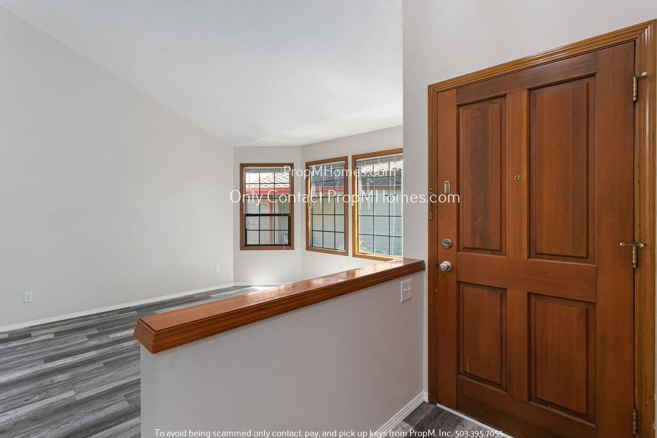 10636 Sw 127th Ct - Photo 2 of 26