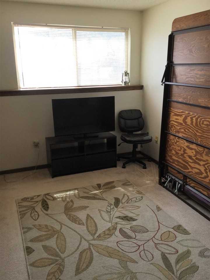 771 771 F Riverbend - Photo 4 of 15