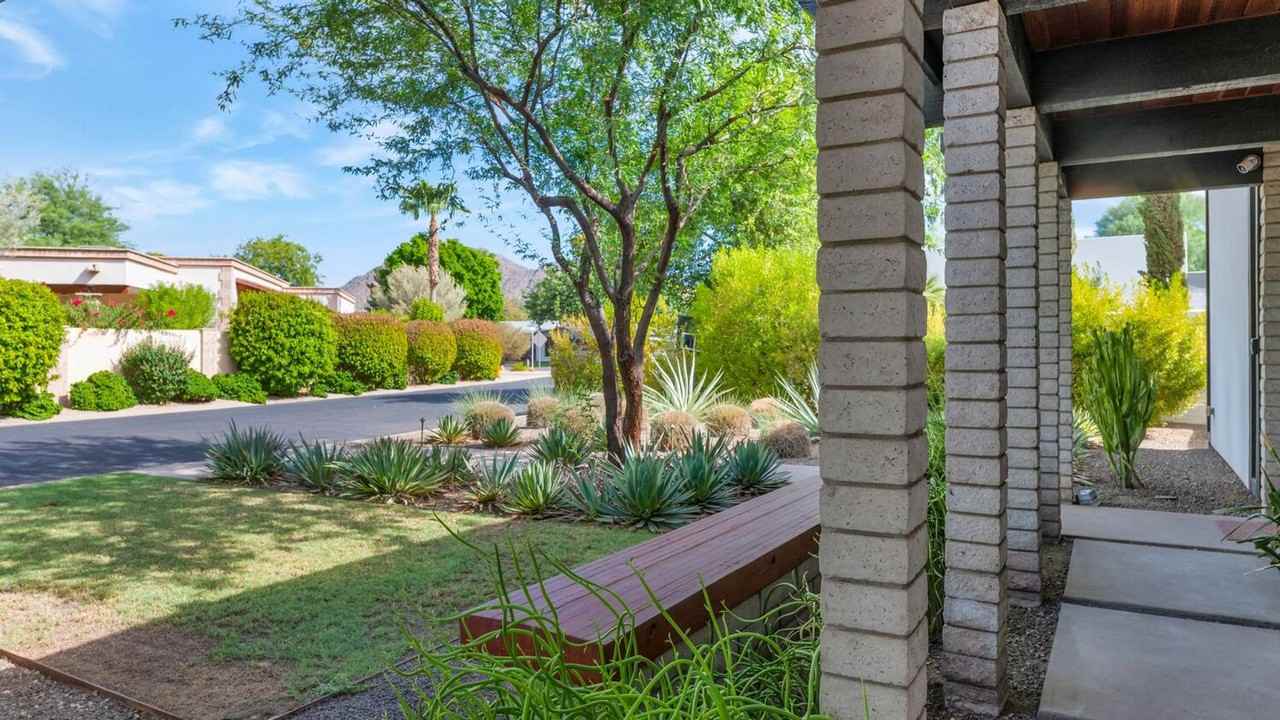 3335 N Rose Circle Dr - Photo 3 of 29