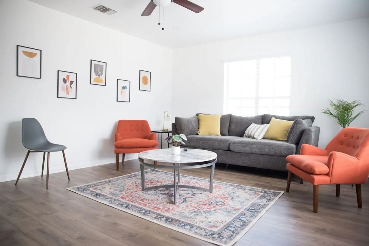 162 Willow Ave - Photo 2 of 6