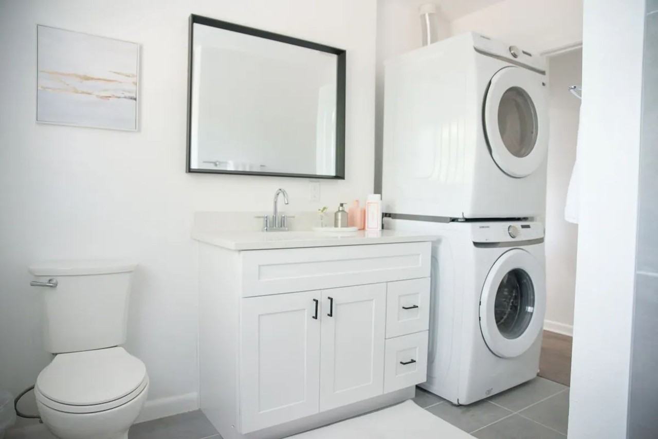 162 Willow Ave - Photo 5 of 6