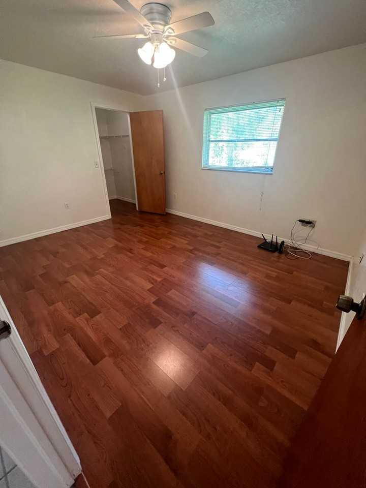 1017 Tropical Ave Nw - Photo 6 of 14