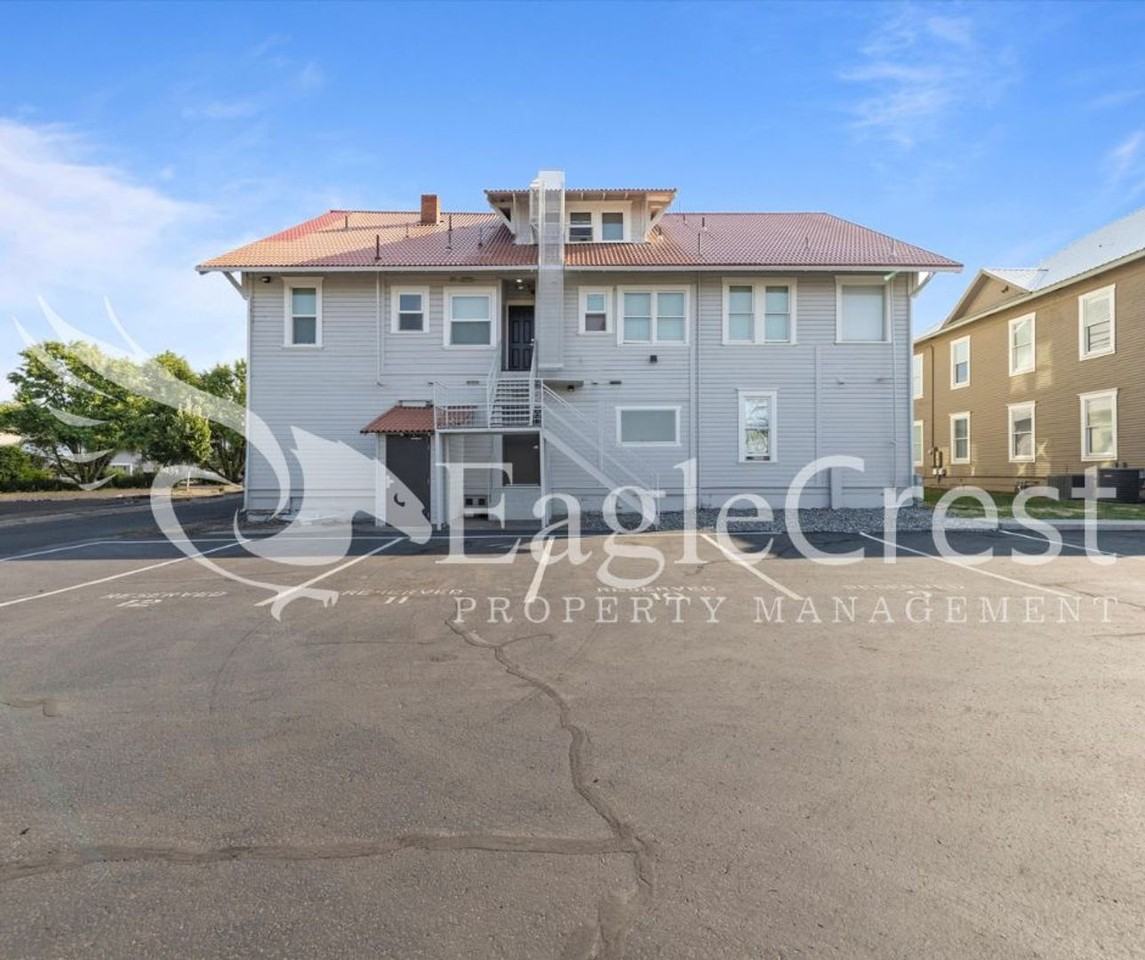 105NSP - Photo 7 of 50