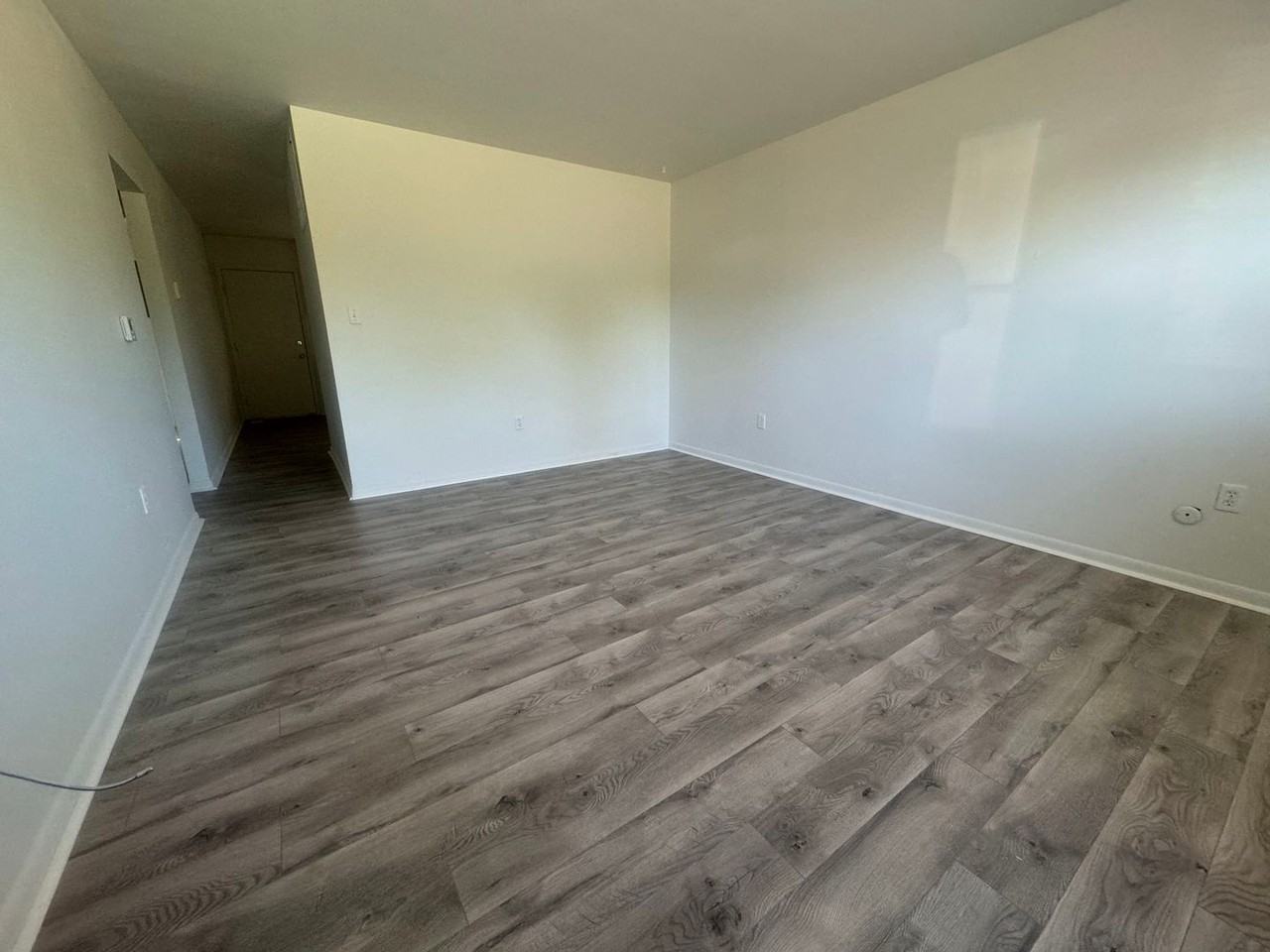 LTF - 101 Gloria Ave. - Photo 2 of 7