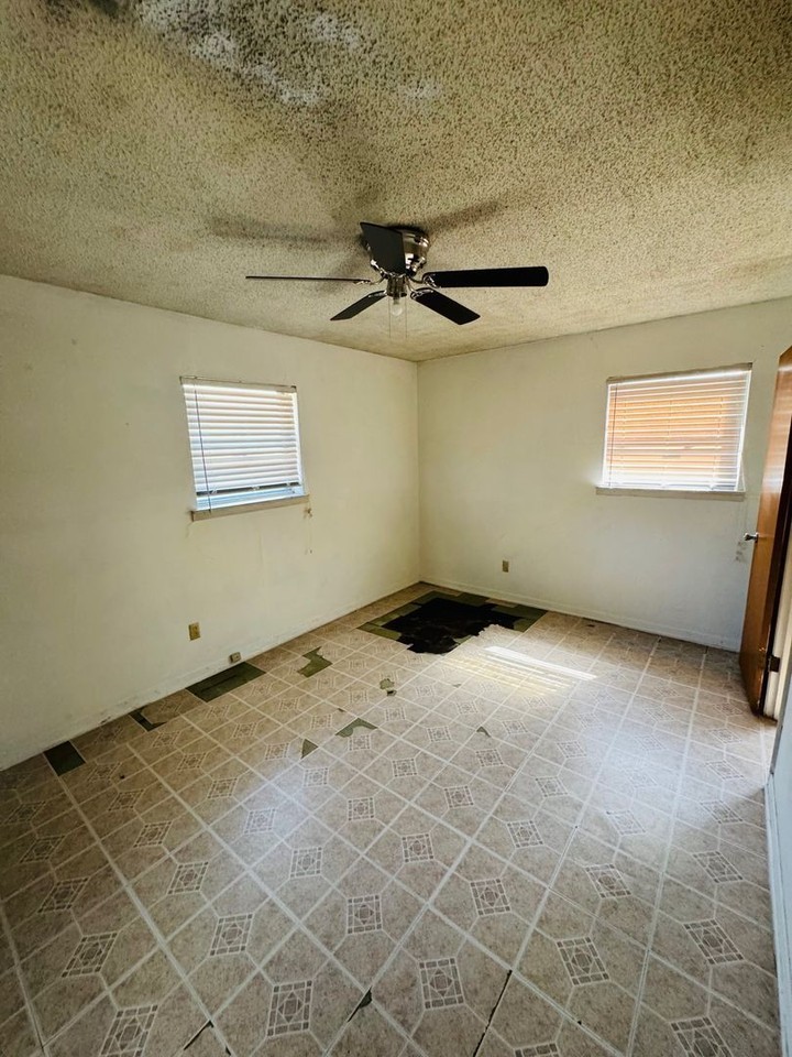 1604 Monte Vista St - Photo 3 of 11