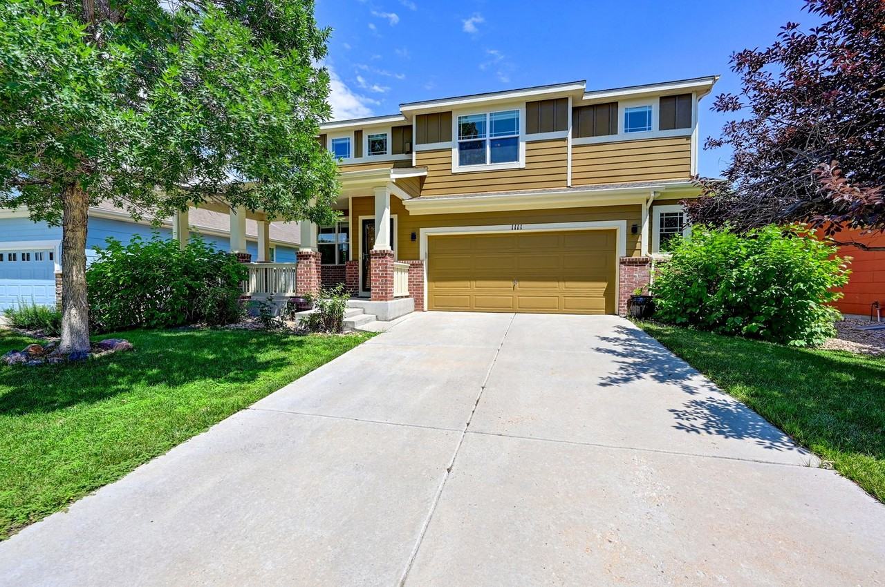 1111 Eichhorn Dr - Photo 2 of 50