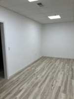 featured image of 450 E Franklin St