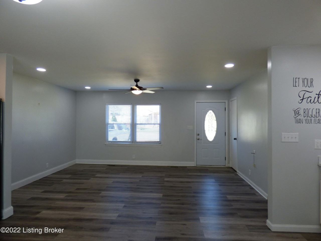 287 Georgia Ave - Photo 2 of 20