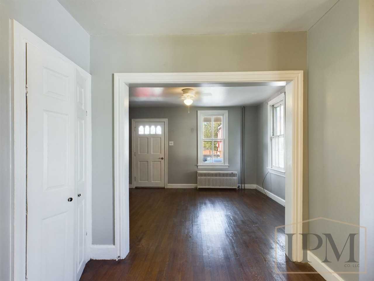 175 S East St - Photo 3 of 19