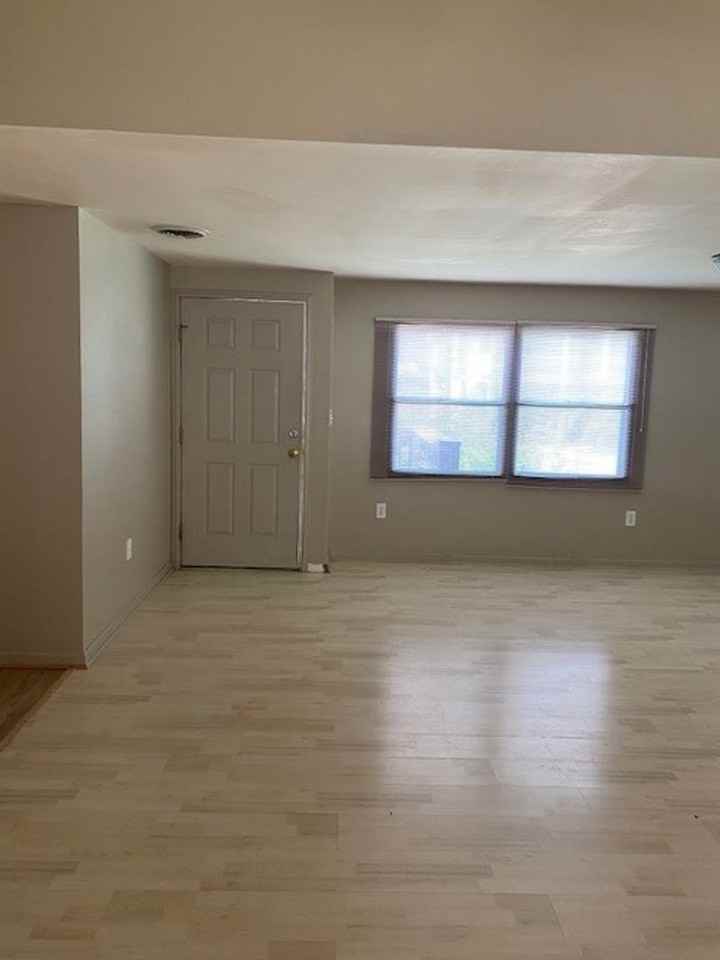 1522 Bonito Ln - Photo 5 of 30
