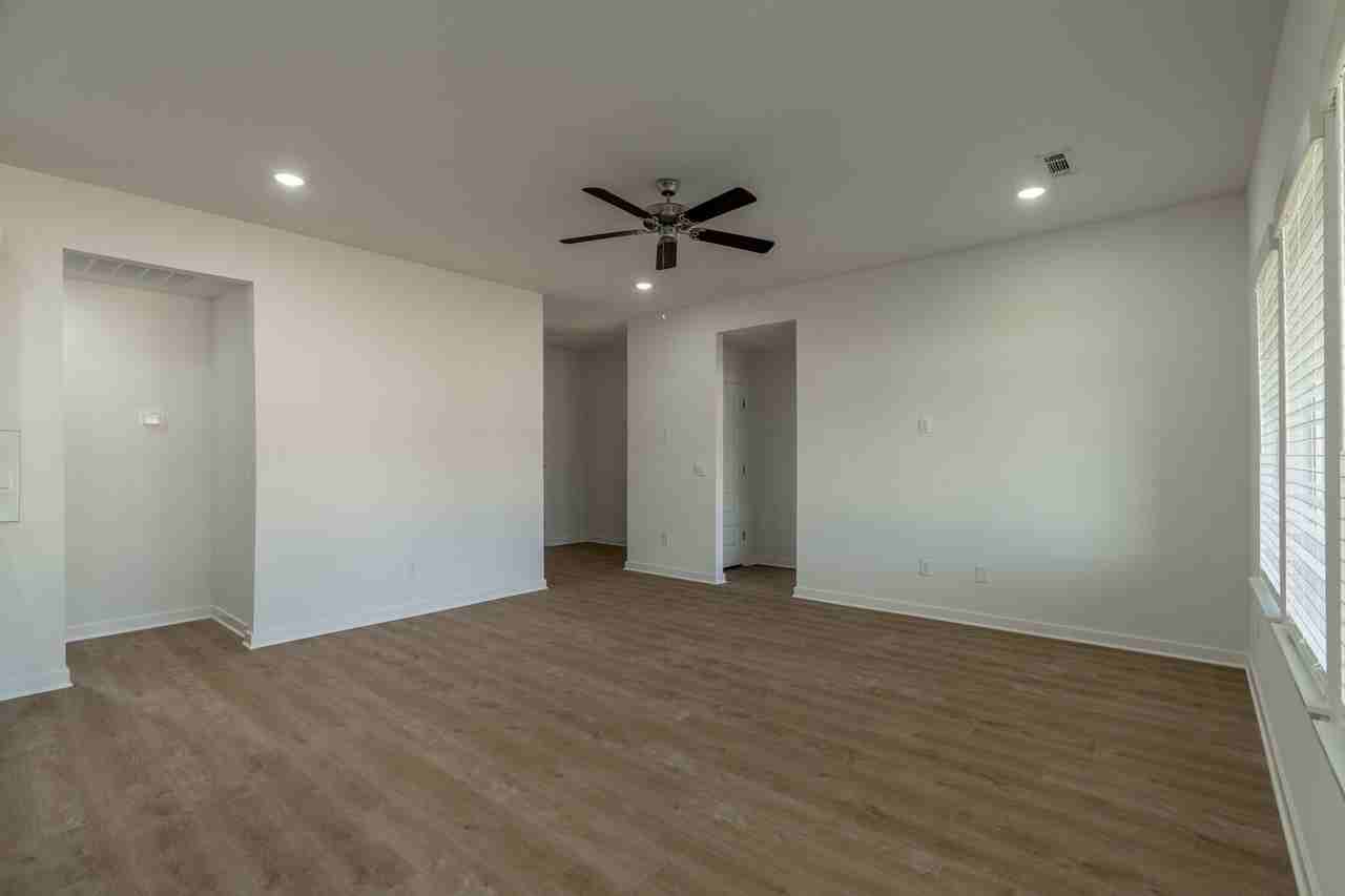 4530 W Canyon Run Dr - Photo 3 of 18
