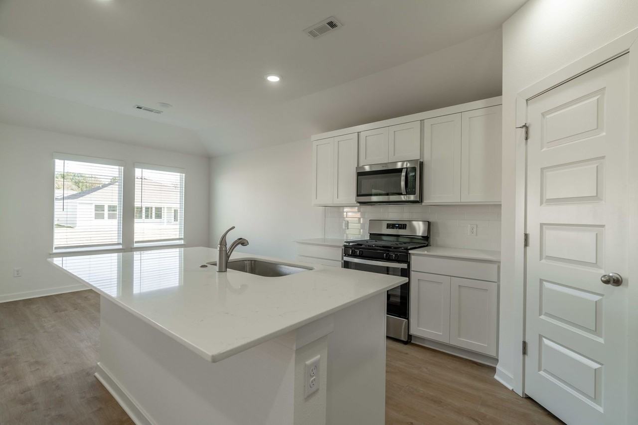 4530 W Canyon Run Dr - Photo 5 of 18