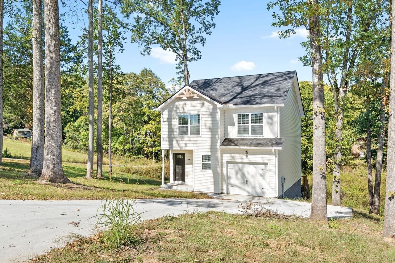 2015 Rosemary Drive - Photo 2 of 33