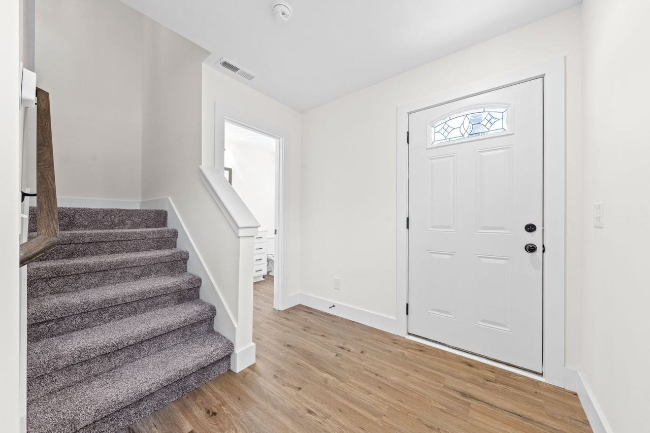 2015 Rosemary Drive - Photo 7 of 33