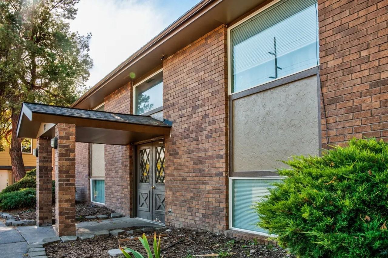 Morain Estates - Photo 4 of 26