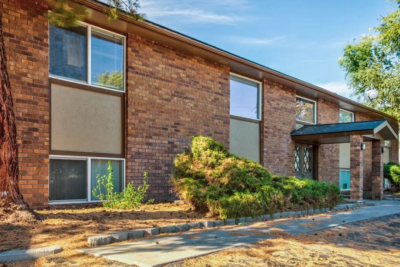 Morain Estates - Photo 5 of 26