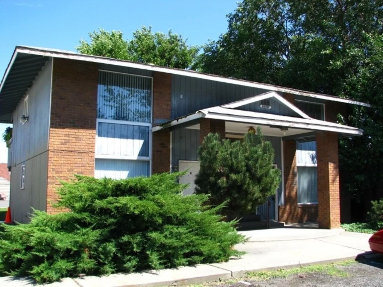 Morain Estates - Photo 6 of 26