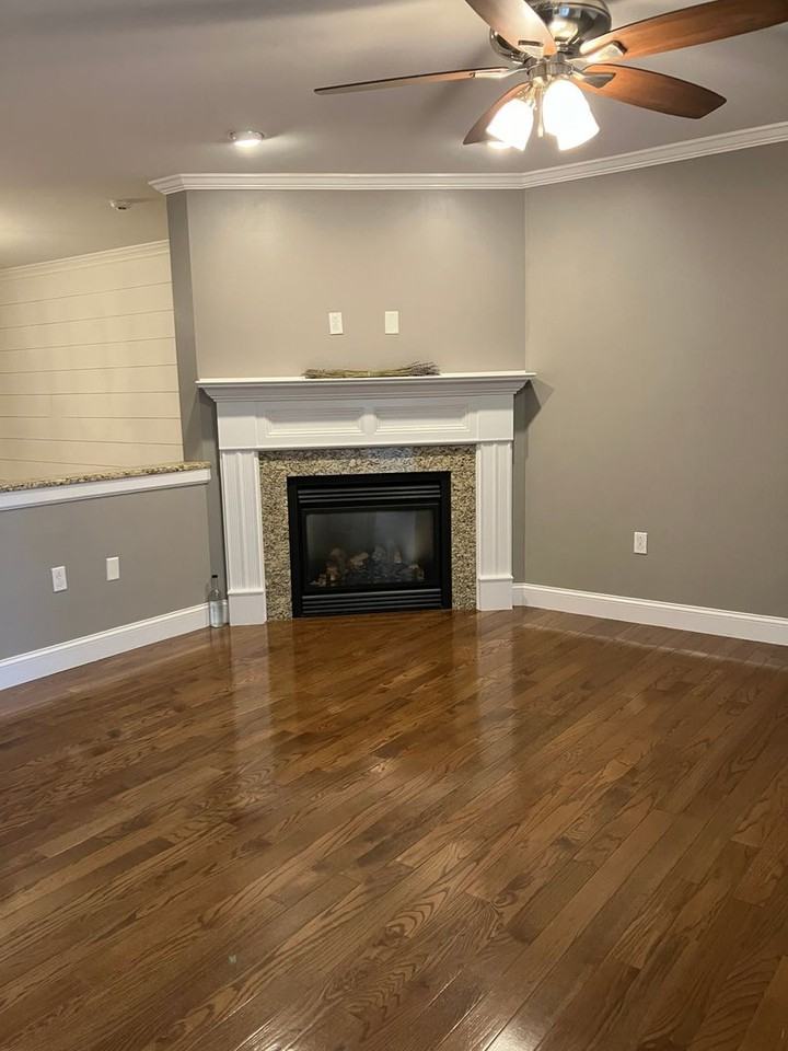 103 Wisteria Ln - Photo 3 of 33