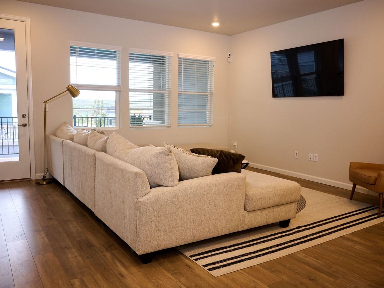 8848 Fraser River Loop - Photo 7 of 20