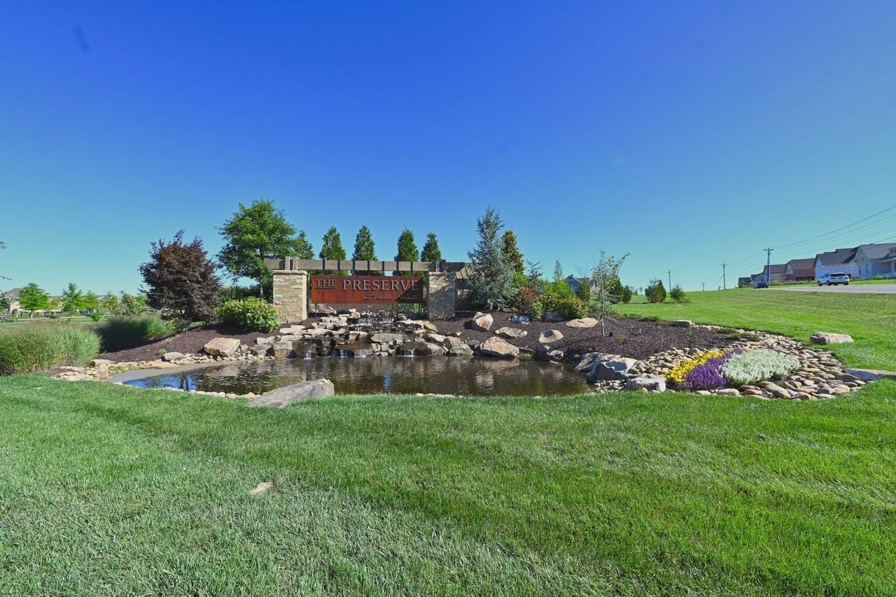 977 Nance Ln - Photo 5 of 50
