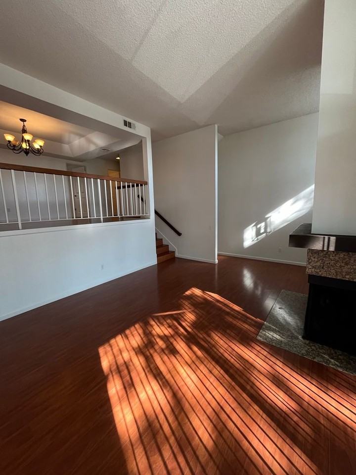 1118 San Gabriel Boulevard - Photo 3 of 50