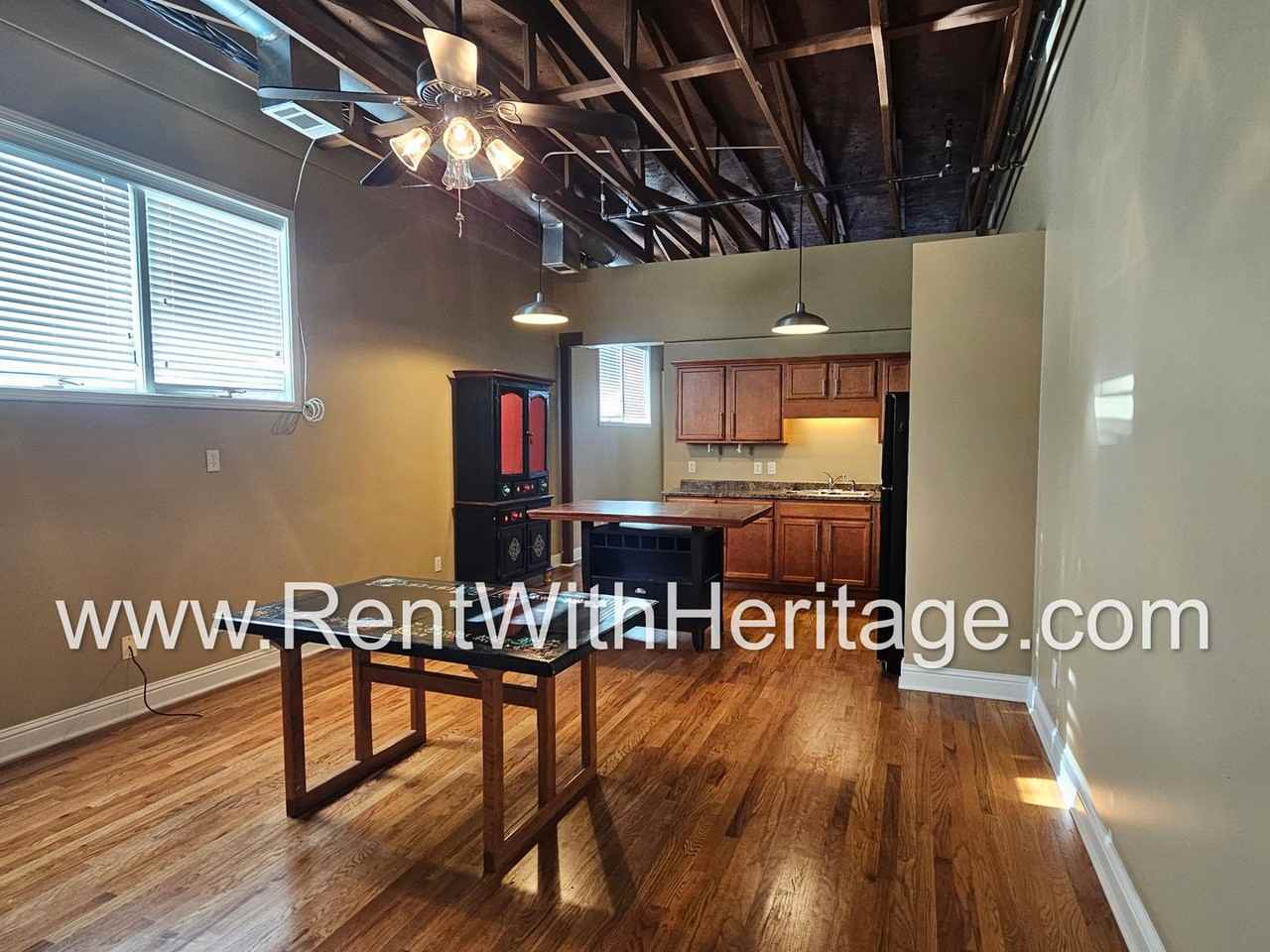 130 W Montgomery St #D - Photo 2 of 32