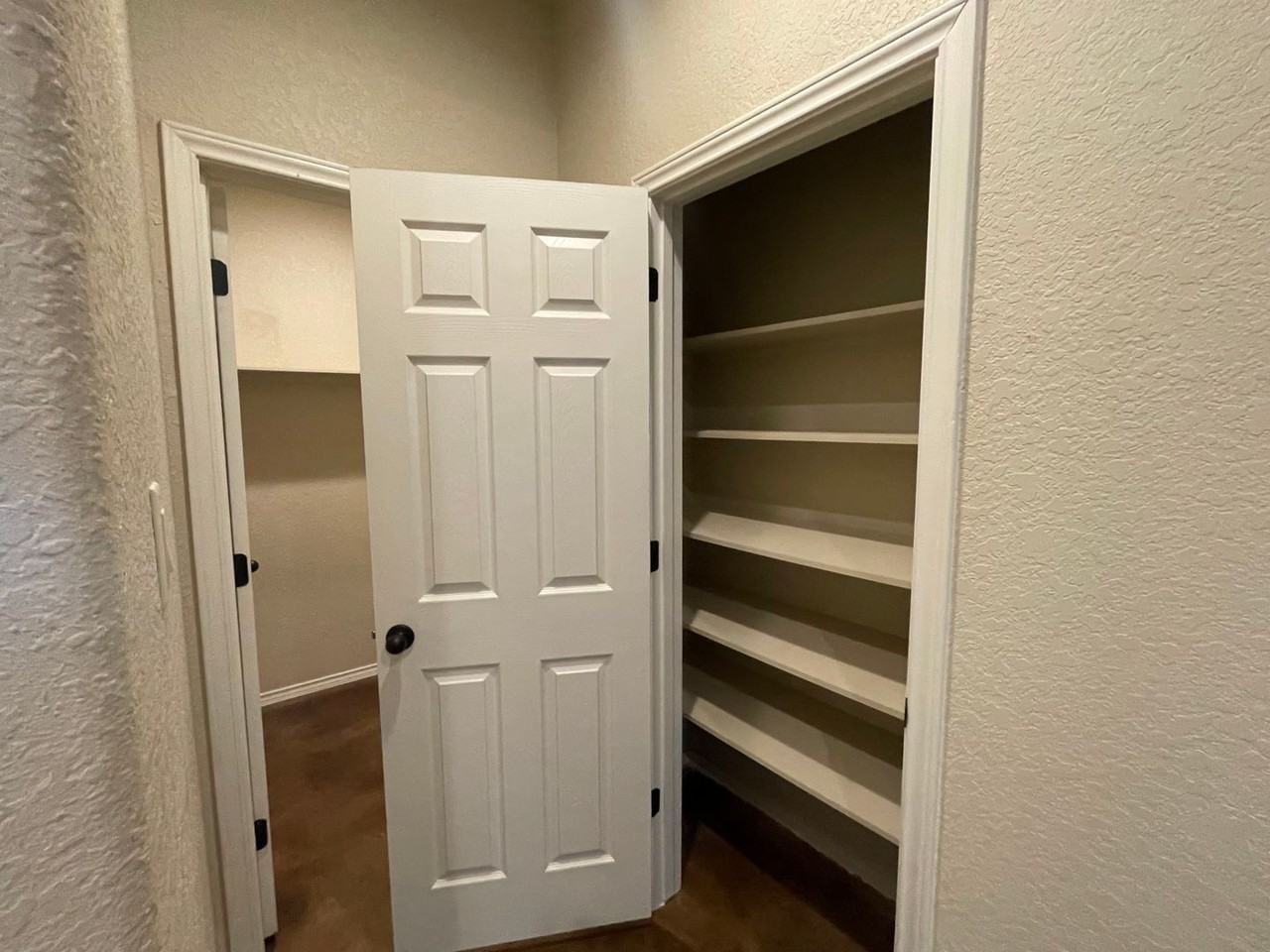 117 Stacy Ln - Photo 6 of 17