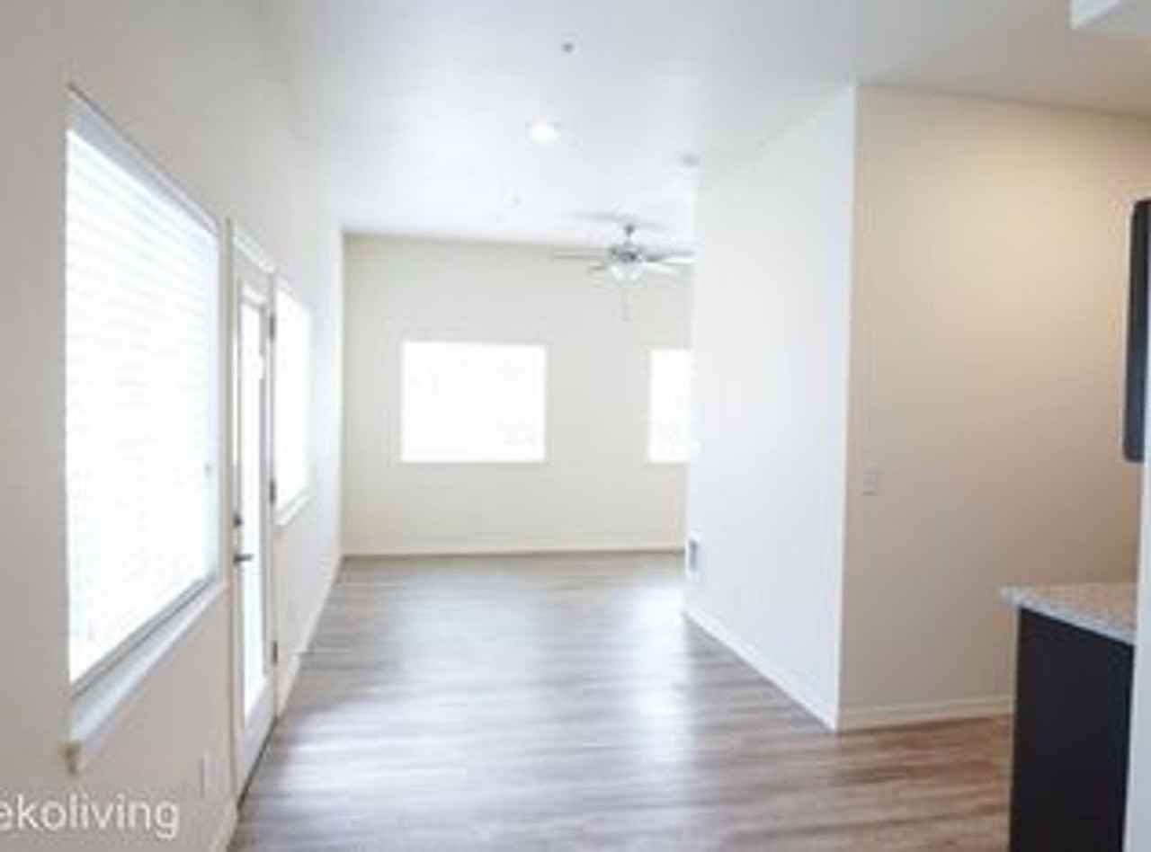 G1510 - Herby - Photo 3 of 36