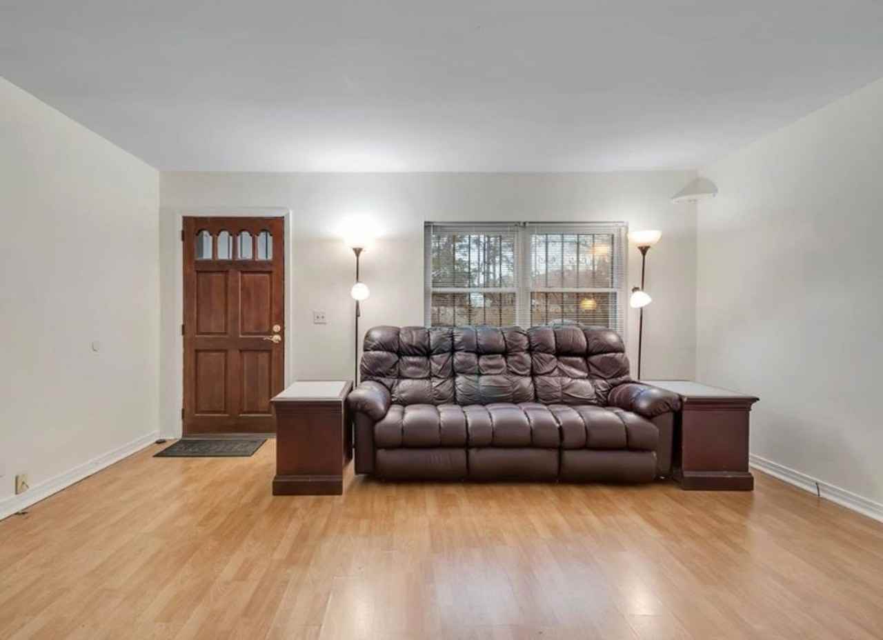 222 Westminister Dr - Photo 7 of 13