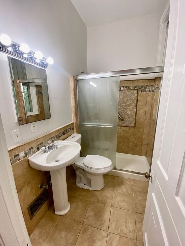 49 Parker St - Photo 6 of 26