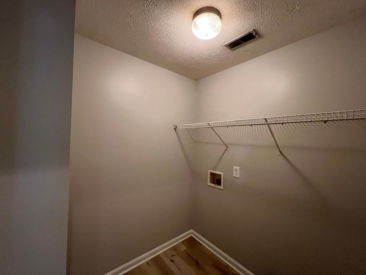 7013 Westfork Dr - Photo 5 of 18