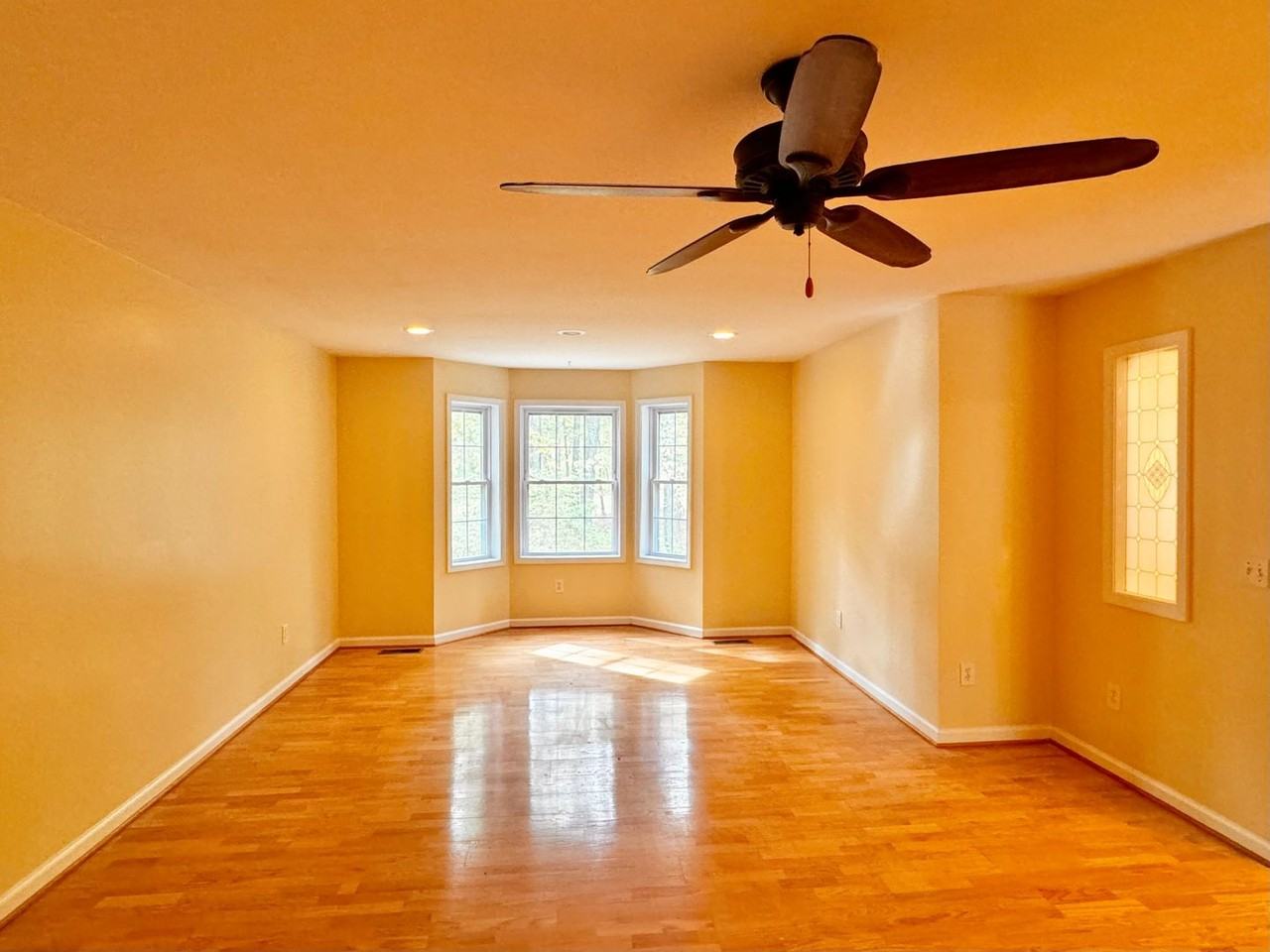 3126 Martin Kings Road - Photo 4 of 35